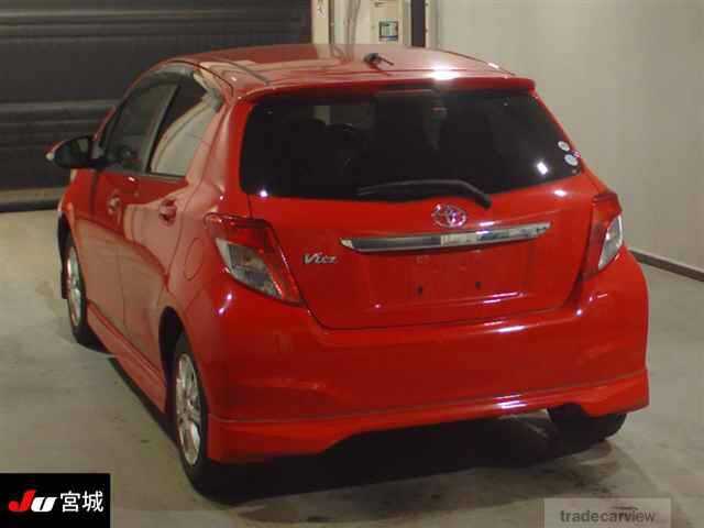 2011 Toyota Vitz