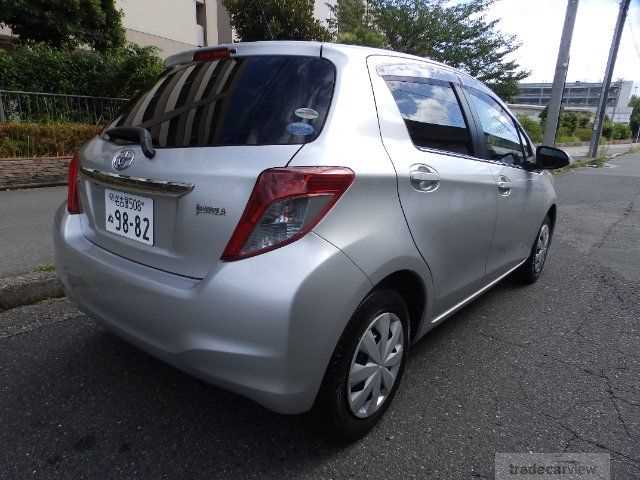 2011 Toyota Vitz