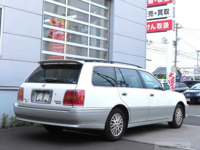 2001 Toyota Crown Estate