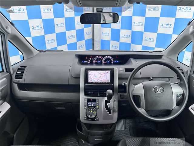 2007 Toyota Noah