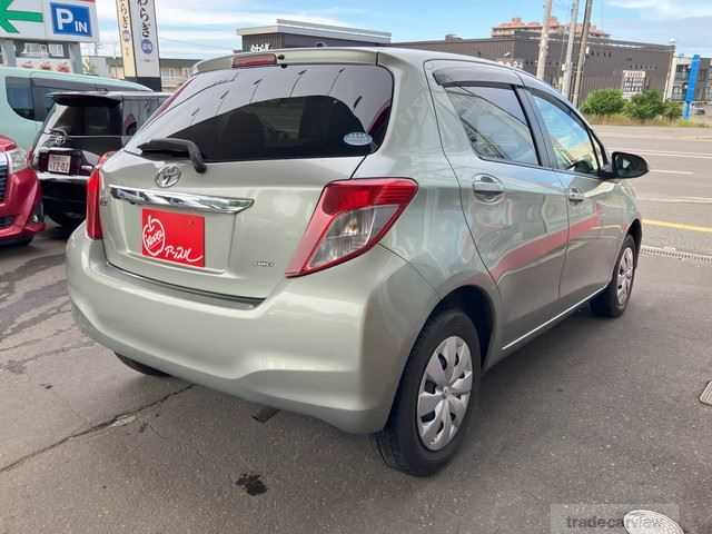 2013 Toyota Vitz