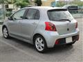 2005 Toyota Vitz