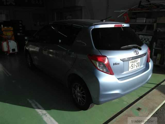 2011 Toyota Vitz