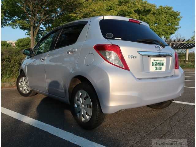 2013 Toyota Vitz