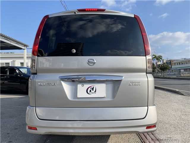 2007 Nissan Serena