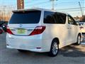 2013 Toyota Alphard