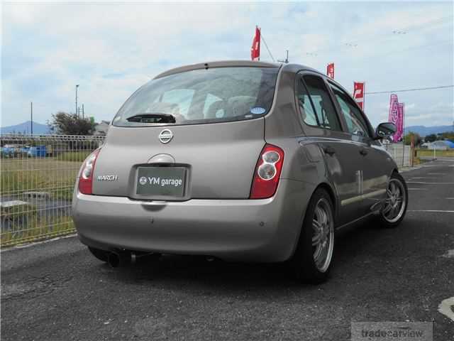 2005 Nissan March