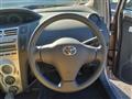 2006 Toyota Vitz