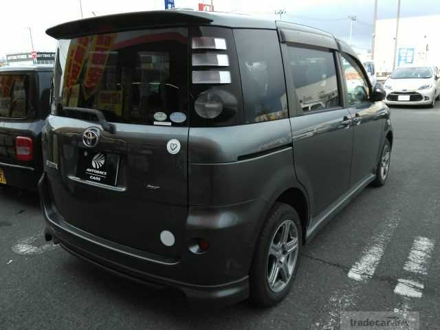 2009 Toyota Sienta