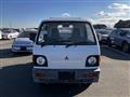 1993 Mitsubishi Minicab Truck