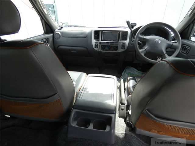 2004 Nissan Caravan Coach