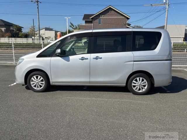 2012 Nissan Serena