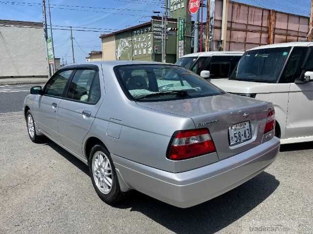 2000 Nissan Bluebird