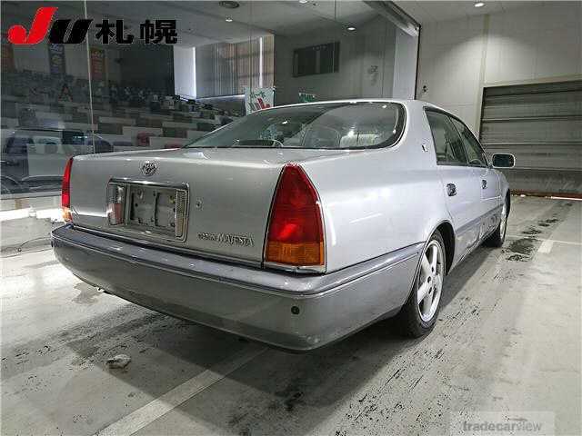 1996 Toyota Crown Majesta