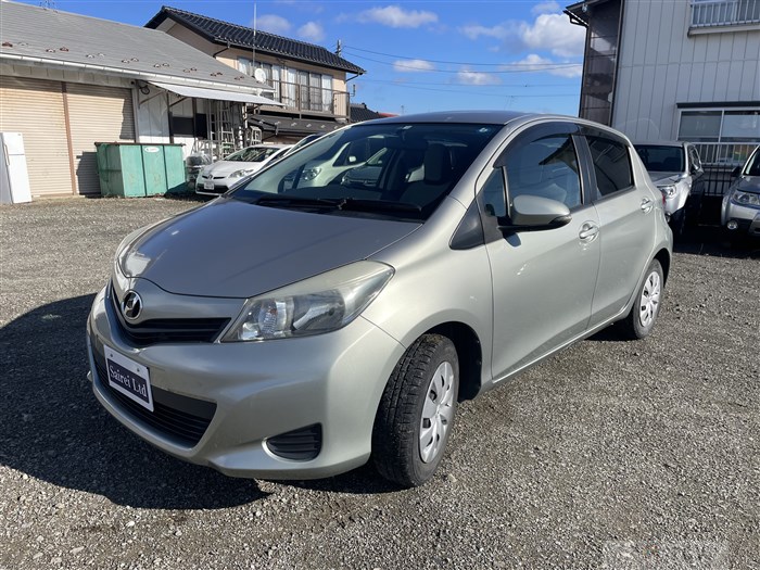 2013 Toyota Vitz