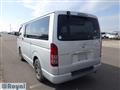 2004 Toyota Hiace Van