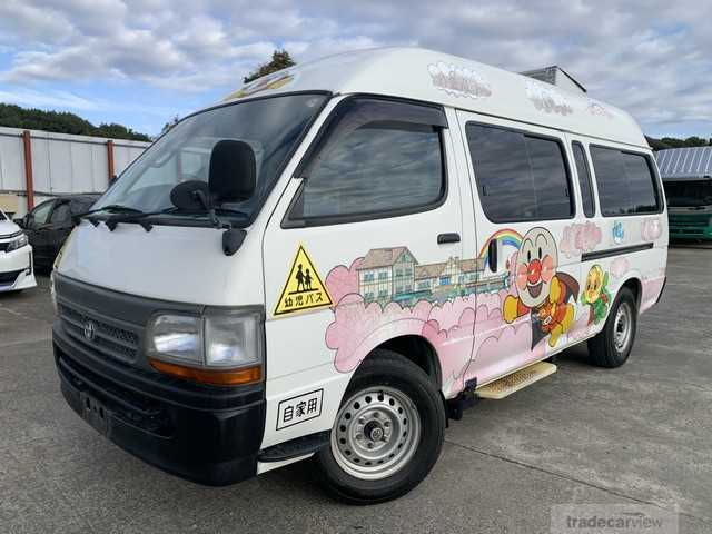 2004 Toyota Hiace Commuter