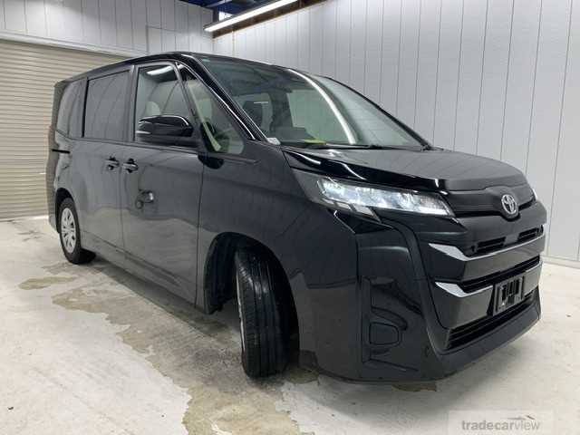 2022 Toyota Noah