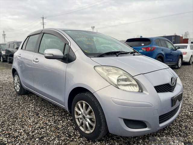 2010 Toyota Vitz