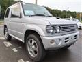 2001 Mitsubishi Pajero Mini