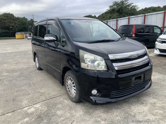 2008 Toyota Noah