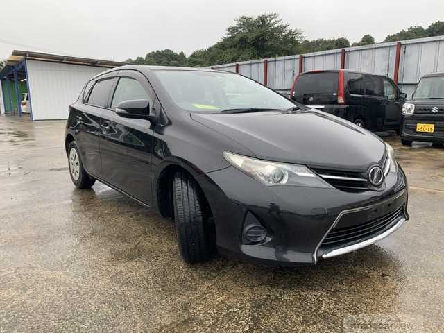 2013 Toyota Auris