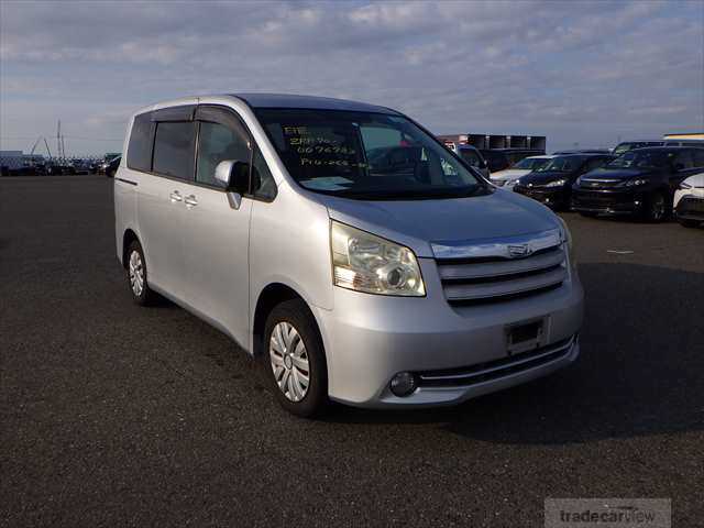 2008 Toyota Noah