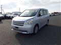 2008 Toyota Noah