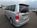 2008 Toyota Noah