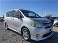 2008 Toyota Noah