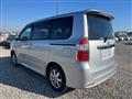 2008 Toyota Noah