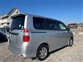 2008 Toyota Noah