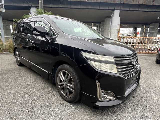 2013 Nissan Elgrand