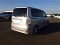 2007 Toyota Noah