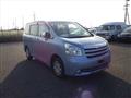 2007 Toyota Noah