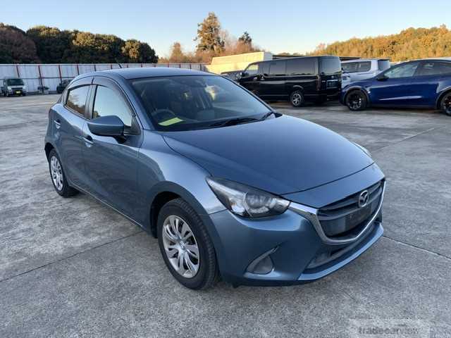 2015 Mazda Demio