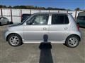 2010 Daihatsu Esse