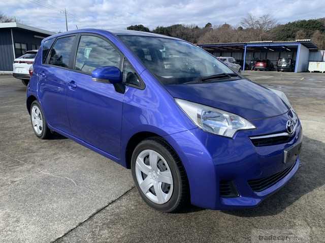 2012 Toyota Ractis