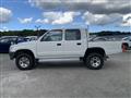 2000 Toyota Hilux Sports Pickup