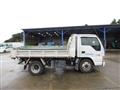 2003 Isuzu Elf