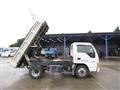 2003 Isuzu Elf