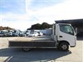 2003 Toyota Dyna Truck