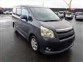 2008 Toyota Noah