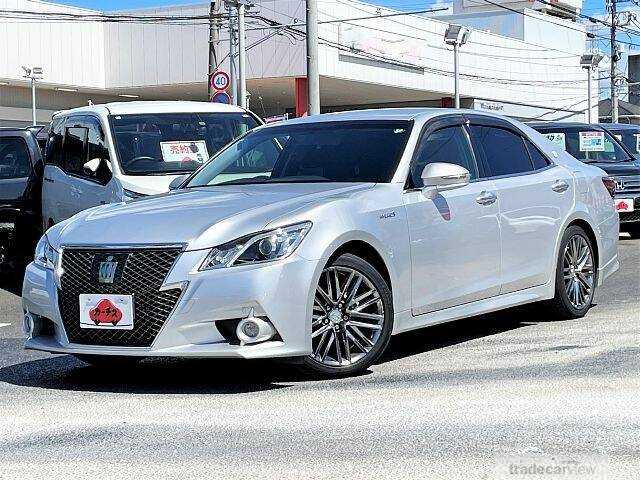 2013 Toyota Crown