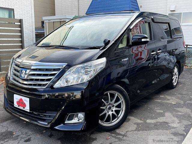 2013 Toyota Alphard Hybrid