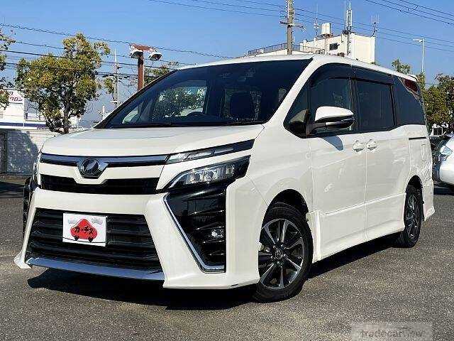 2018 Toyota Voxy