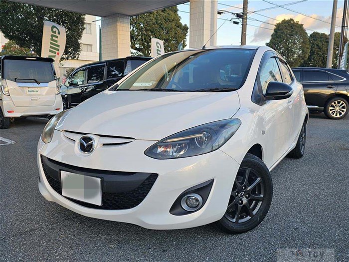 2013 Mazda Demio