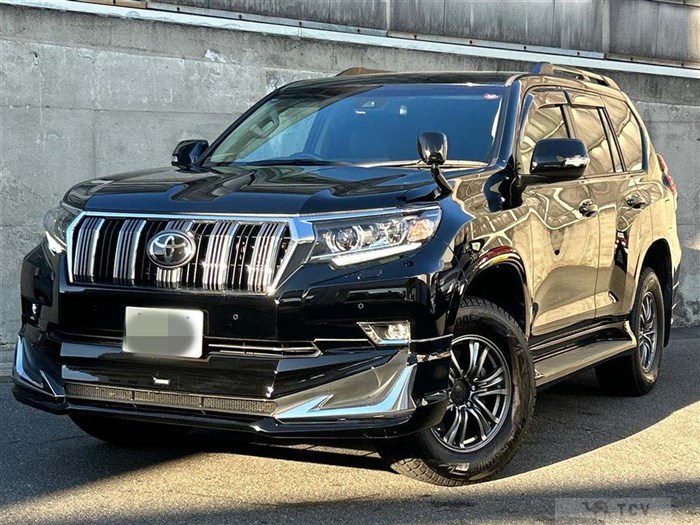 2018 Toyota Land Cruiser Prado