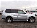 2007 Mitsubishi Pajero