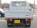 2018 Isuzu Elf Truck